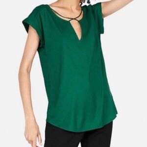 Express cross front silky top
